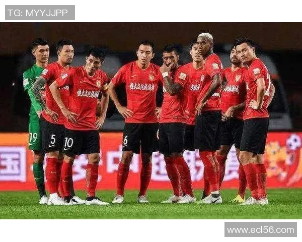 柔佛与恒大激战正酣谁能在亚冠赛场上笑到最后